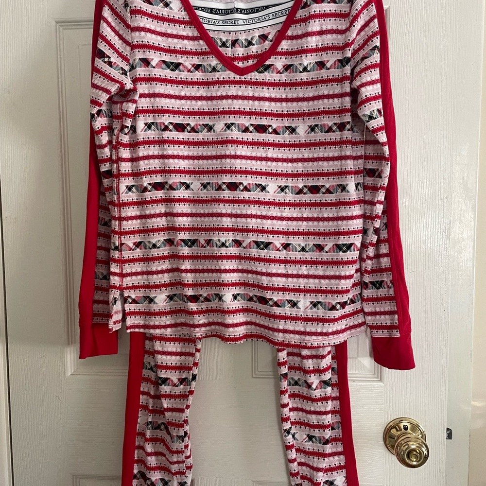 Victoria's Secret Red and‎ White Pajama Set